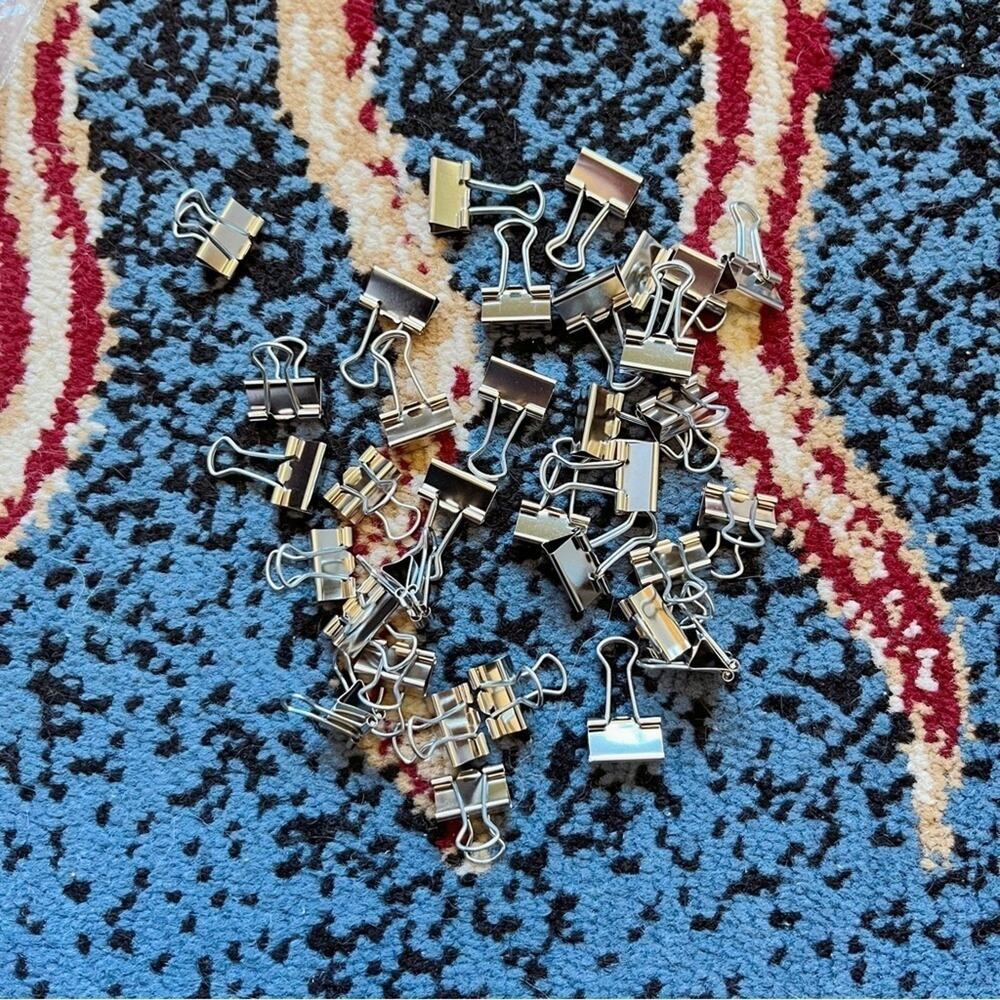 NWOT✨ Mini Silver Metal Binder Clips Set of 35 Office Desk